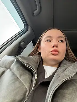 StephanieMur online show from December 2025 07:40:02 AM