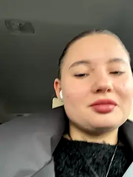 StephanieMur online show from October 2025 06:04:02 AM