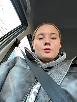 StephanieMur online show from October 2025 04:02:01 AM