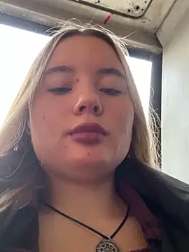 StephanieMur online show from September 2025 03:09:02 AM