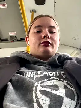 StephanieMur online show from September 2025 05:30:02 AM