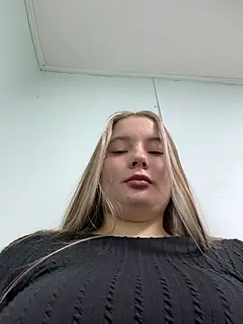 StephanieMur online show from January 2026 03:21:01 AM