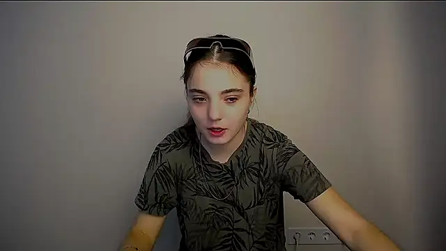 Sun Shine   online show from September 2025 07:03:01 AM