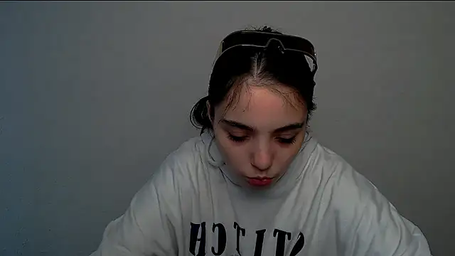 Sun Shine   online show from November 2025 09:03:02 AM