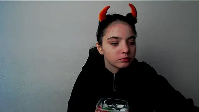 Sun Shine   online show from October 2025 10:27:02 AM