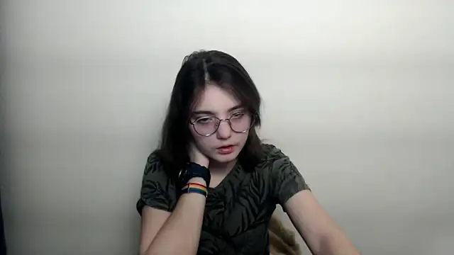 Sun Shine   online show from February 2026 04:14:01 PM