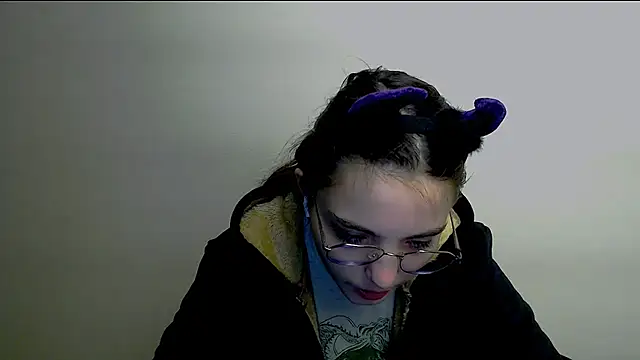 Sun Shine   online show from December 2025 04:49:02 AM