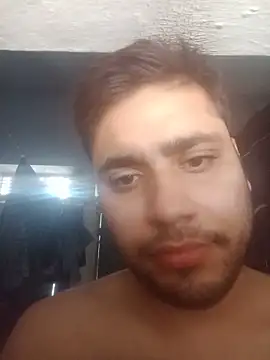 Desirock001 online show from May 2026 03:46:01 AM