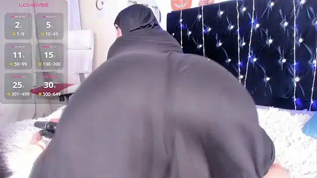 Dana-Alabi online show from November 2025 02:28:02 AM