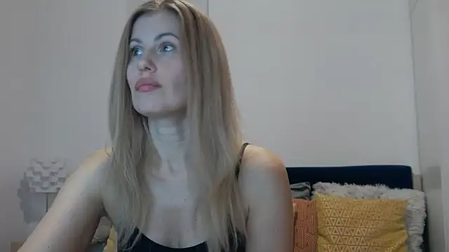 Snapshot of Lika_Soul chatting on April 2026 03:53:01 PM Lika Soul online show from April 2026 03:53:01 PM