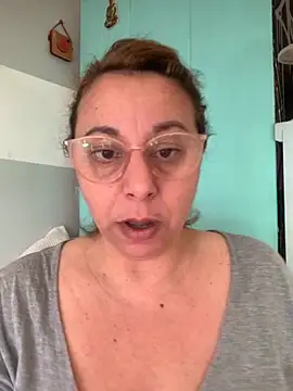 LupeLok online show from October 2025 03:44:02 PM