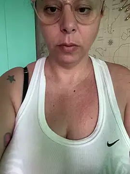 LupeLok online show from December 2025 01:03:02 PM