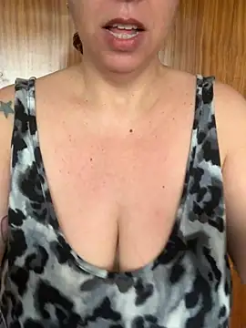 LupeLok online show from April 2026 03:07:02 PM