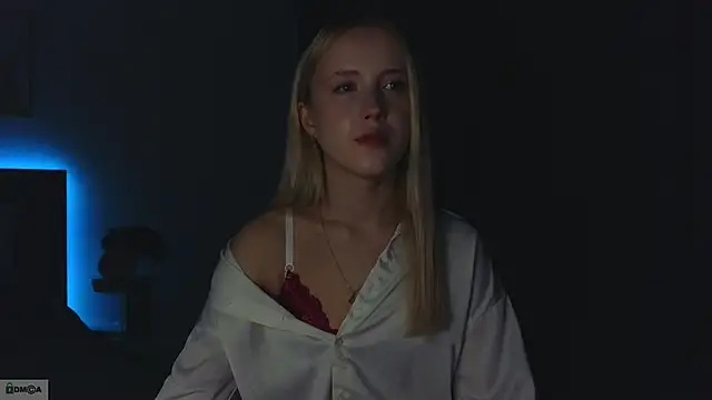 Adele Armas online show from September 2025 09:36:02 PM