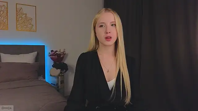 Adele Armas online show from October 2025 11:38:02 PM