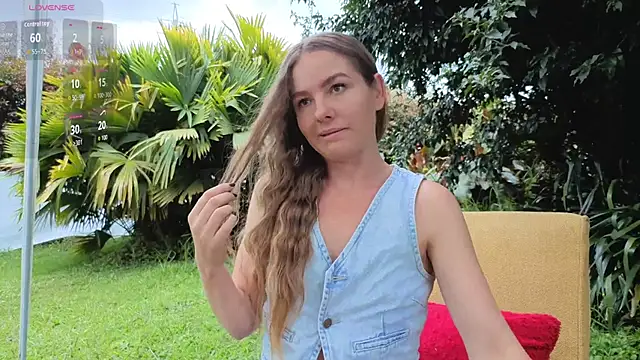 Angiehuston1 online show from April 2026 03:35:02 PM