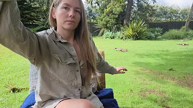 Angiehuston1 online show from March 2026 02:21:01 PM