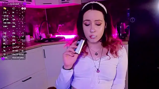 NanaMoonlight online show from March 2026 09:04:01 PM