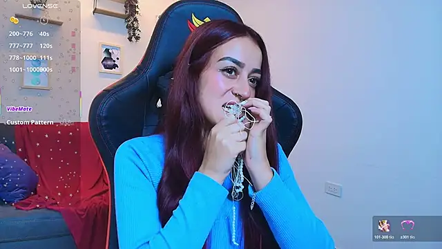 ViolethRosse online show from November 2025 09:08:01 PM