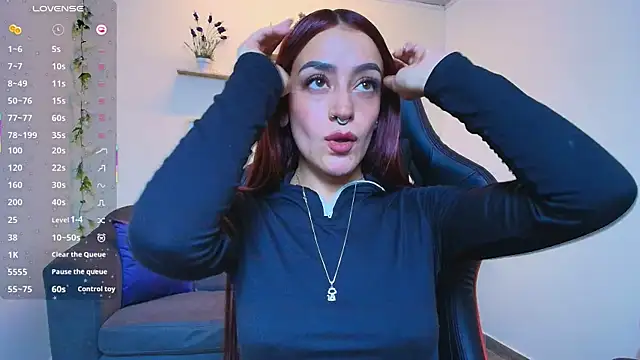 ViolethRosse online show from December 2025 06:32:01 PM