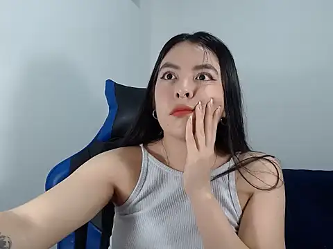 EloiseJun online show from October 2025 03:08:02 AM
