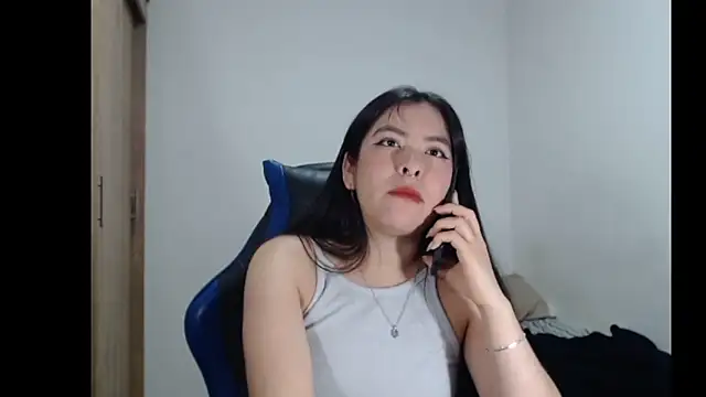 Snapshot of EloiseJun chatting on March 2026 04:06:01 AM EloiseJun online show from March 2026 04:06:01 AM