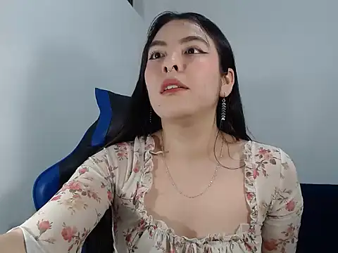 Snapshot of EloiseJun chatting on February 2026 06:12:01 AM EloiseJun online show from February 2026 06:12:01 AM