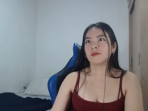 EloiseJun online show from September 2025 01:11:02 AM