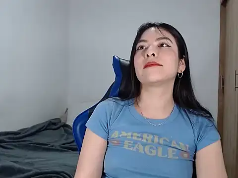 EloiseJun online show from November 2025 03:50:02 AM