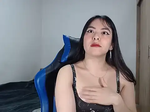 Snapshot of EloiseJun chatting on February 2026 05:07:01 AM EloiseJun online show from February 2026 05:07:01 AM