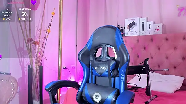  taylor black online show from April 2026 08:48:01 PM