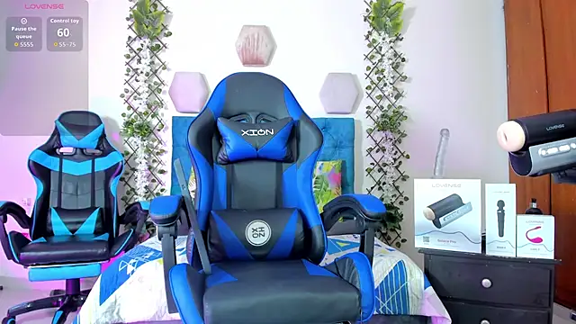  taylor black online show from September 2025 12:16:02 AM