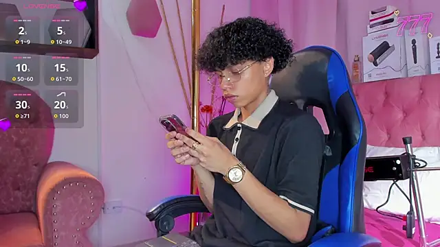  taylor black online show from April 2026 09:28:02 PM
