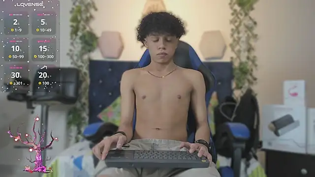  taylor black online show from November 2025 09:04:01 PM