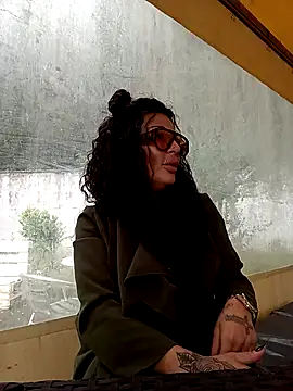 ASSERINAAA online show from October 2025 11:32:01 AM