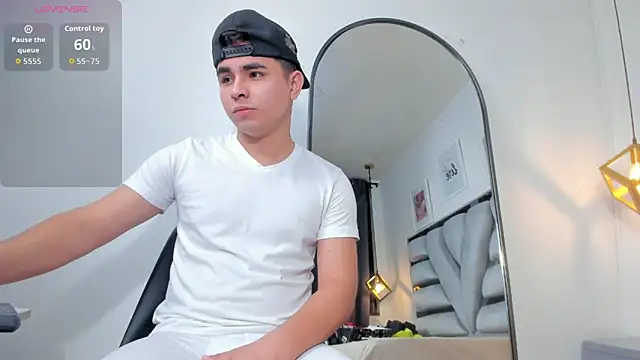 lianfox  online show from February 2026 01:43:02 PM