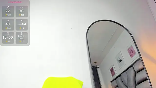 lianfox  online show from February 2026 01:19:01 PM