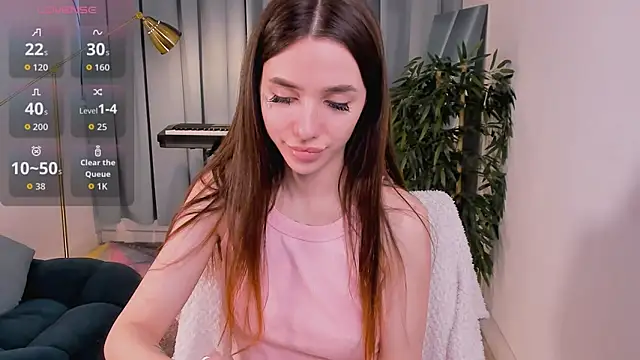 Snapshot of shuggybaby chatting on September 2025 06:58:02 AM shuggybaby online show from September 2025 06:58:02 AM