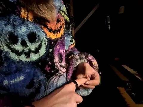 thejuicybacon online show from February 2026 08:25:02 AM