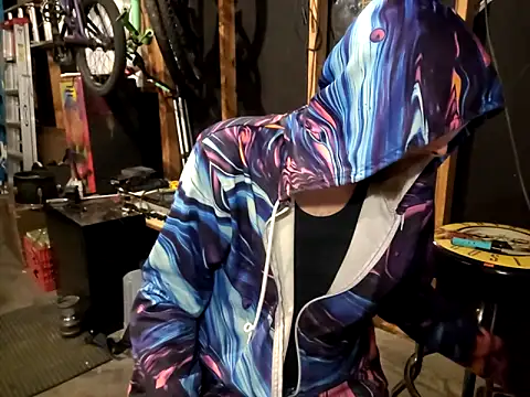 thejuicybacon online show from September 2025 05:14:01 AM
