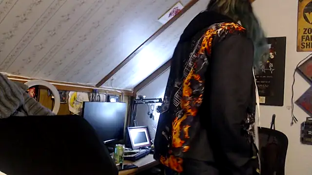 Snapshot of thejuicybacon chatting on October 2025 09:41:01 AM thejuicybacon online show from October 2025 09:41:01 AM