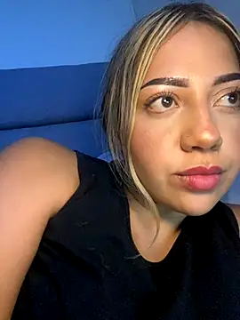 MissCat  online show from October 2025 03:06:02 AM