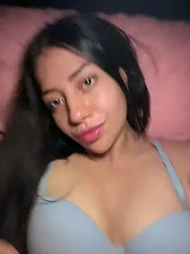 MissCat  online show from April 2026 01:46:02 AM