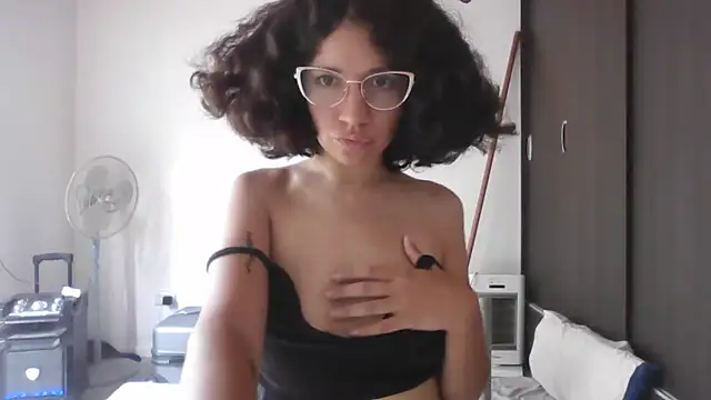 loliporomero online show from December 2025 06:55:02 PM