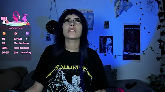 kattusauruss online show from November 2025 01:42:02 AM