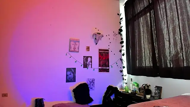 kattusauruss online show from October 2025 08:08:01 PM