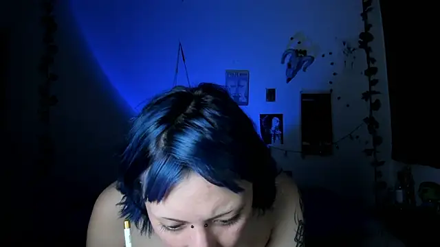 kattusauruss online show from November 2025 01:32:02 AM