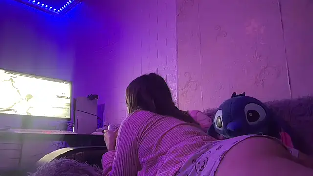 enyazhe online show from November 2025 08:02:02 PM