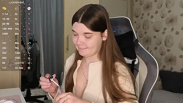  cute ice online show from April 2026 12:32:02 PM