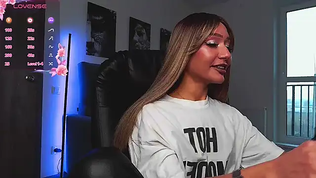 Lisa Shultz online show from April 2026 12:30:01 PM